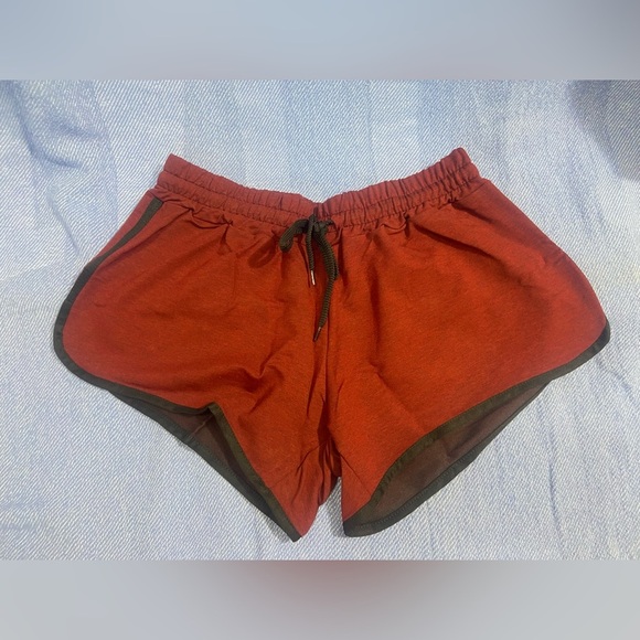 Fit Division Pants - NIP Women's Athletic Yoga Shorts in Rust Red